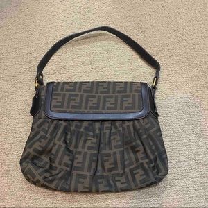 Vip gift make up FENDI bag cosmetics shoulder bag